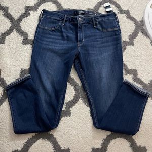 Hollister jeans 17s